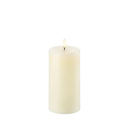 Stumpenkerze LED 7,8x15 cm Ivory - Uyuni Lighting Sale