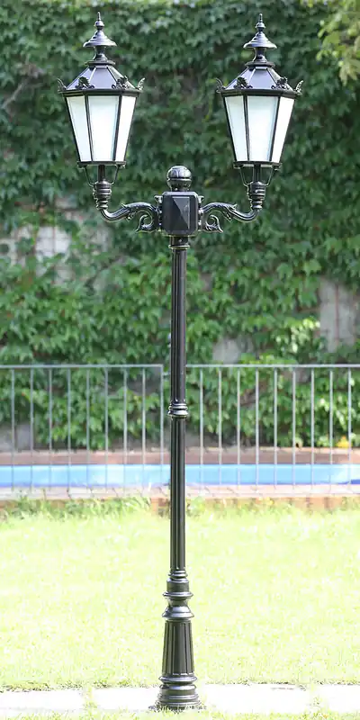 Mehrflammige Schinkel-Standleuchte Rodos 2P Arm 71, 238 cm Schneller Versand
